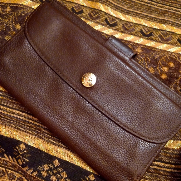 longchamp wallet sale